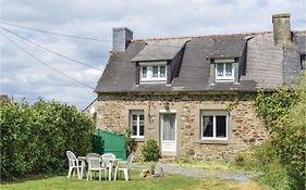 Holiday home Le Faouet *II *